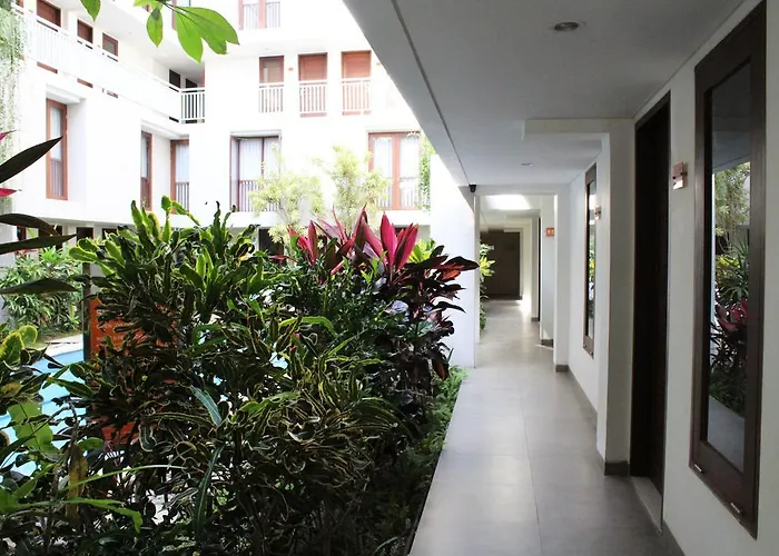 Aparthotel The Legian Sunset 3*