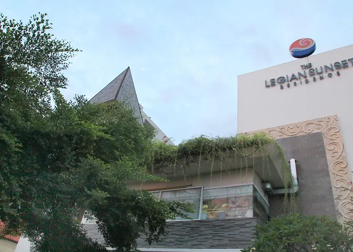 Aparthotel The Legian Sunset 3*
