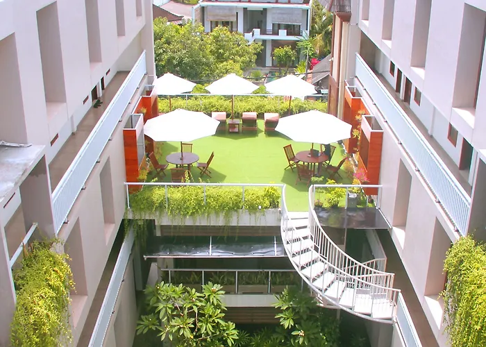 The Legian Sunset Aparthotel 3*