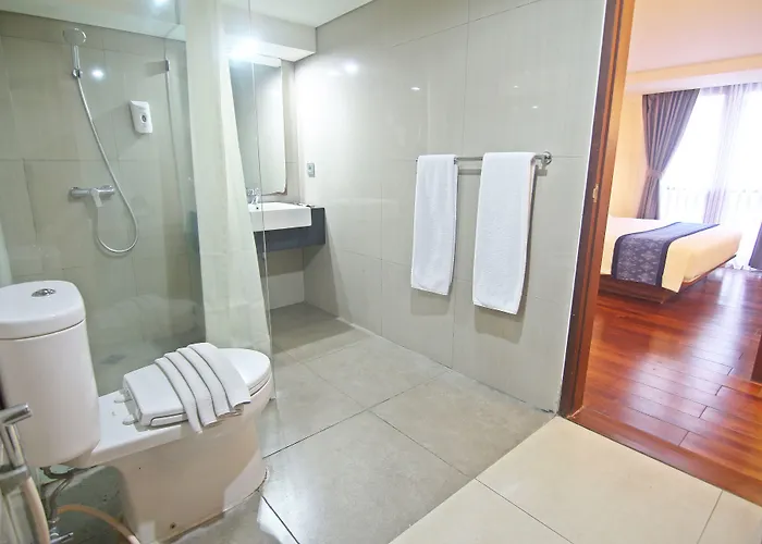 The Legian Sunset 3*