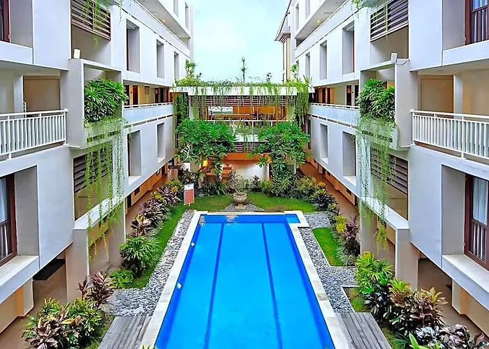The Legian Sunset Seminyak (Bali)