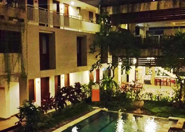 Aparthotel The Legian Sunset 3*