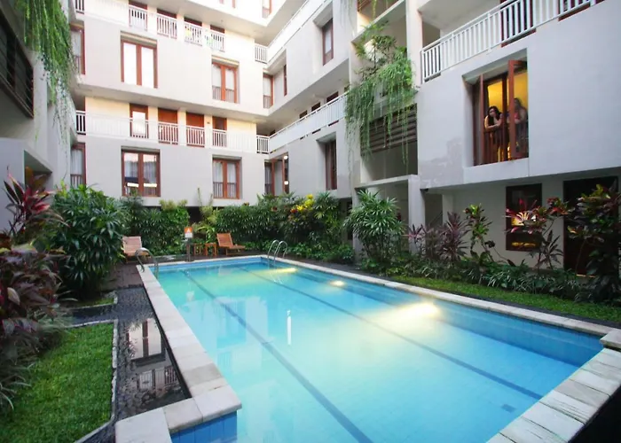 The Legian Sunset Seminyak (Bali)