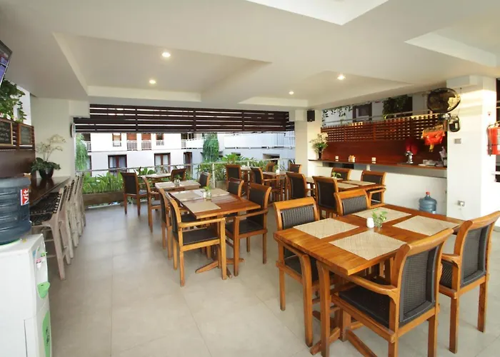 The Legian Sunset Seminyak (Bali)